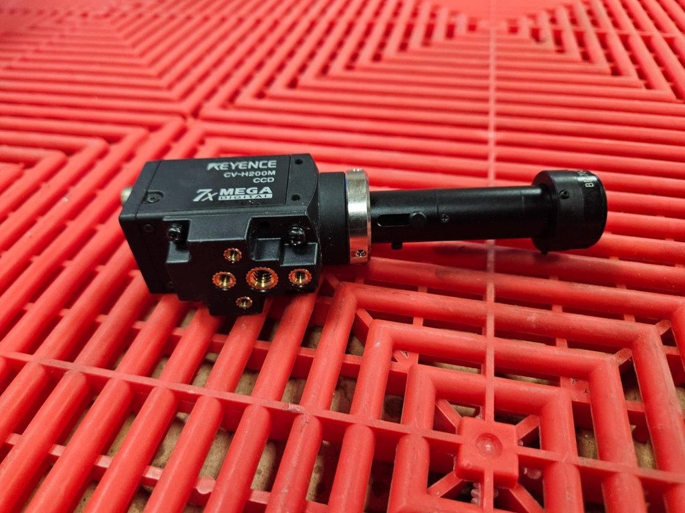 Keyence CV-H200M CCD Machine Vision Camera 7X Mega Digital