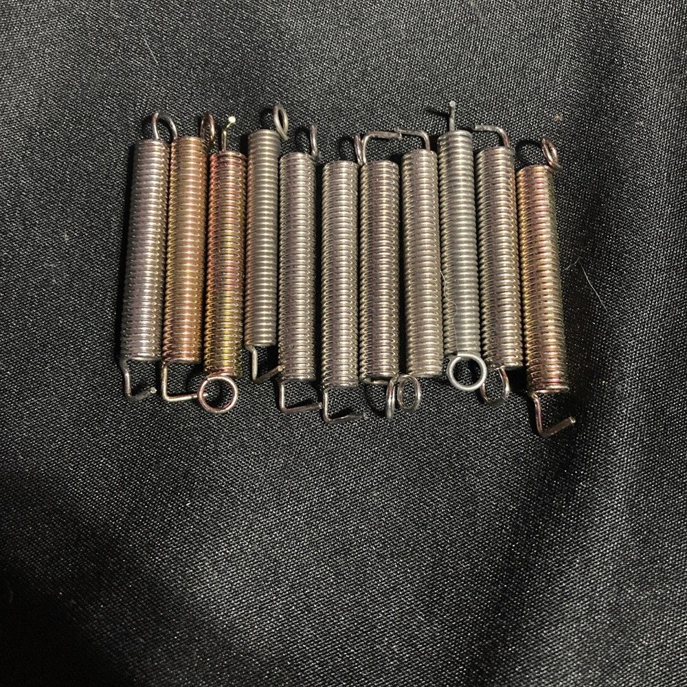 Electric Guitar Tremolo Bridge Spring (comes With One Spring)