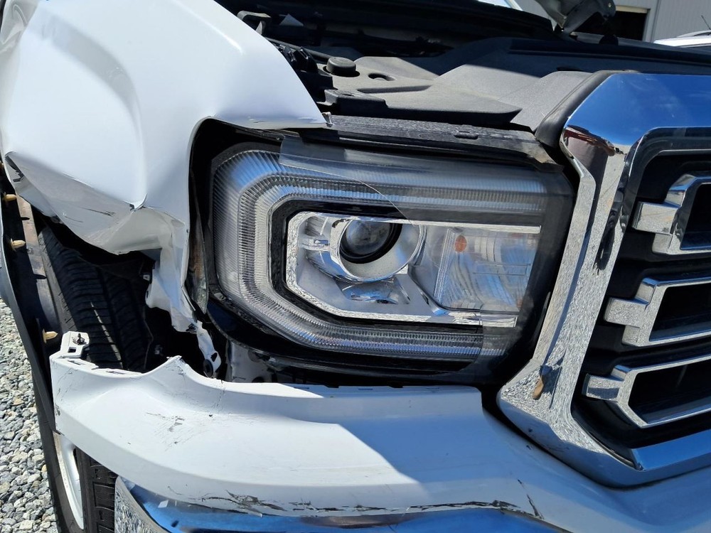 SIERRA150 2016 Glove Box 4783620