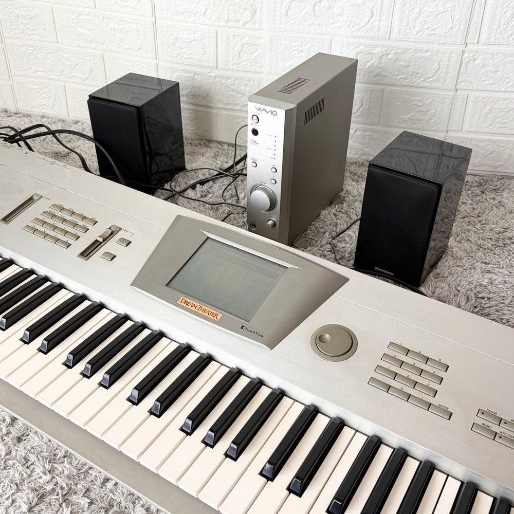 Korg Trinity V3 PRO Synthesizer Digital Workstation Pro Audio Equipment