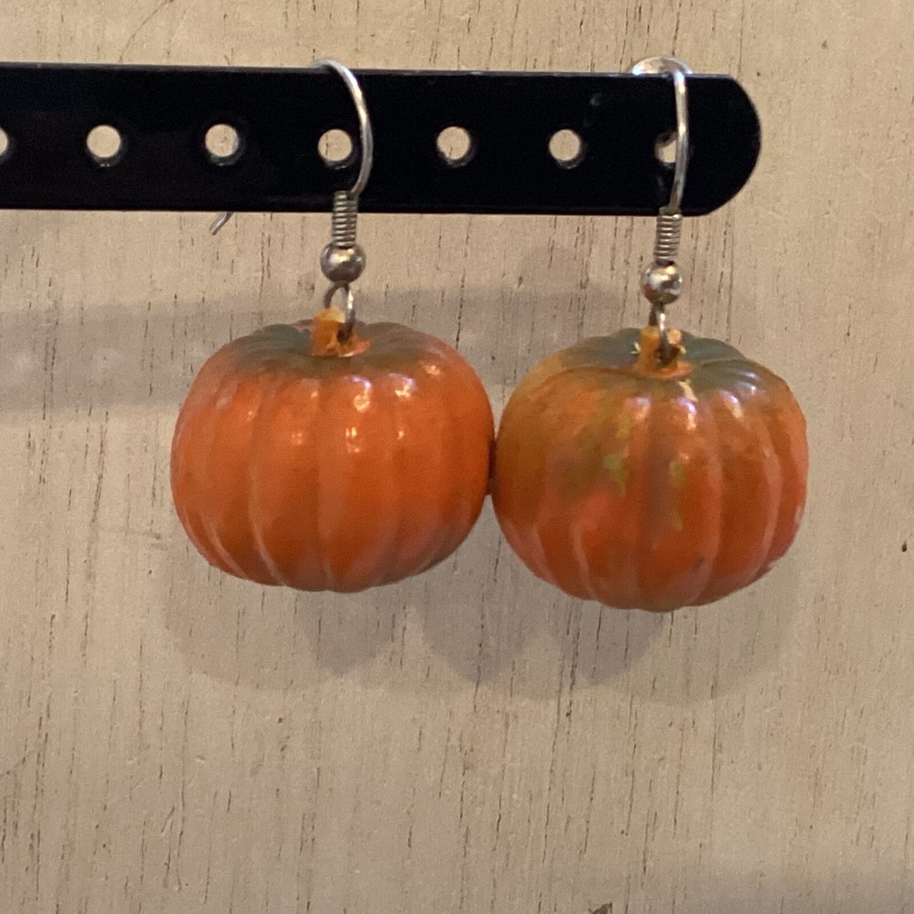 Stunning Vintage Fall Pumpkin Fishhook Earrings