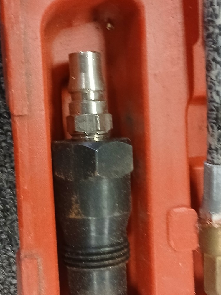 Engine Compression Tester Set Mod 46800 with Case By Harbour Freight