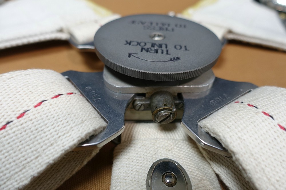 WW2 RAF Observer PARACHUTE Harness- British Version Repo