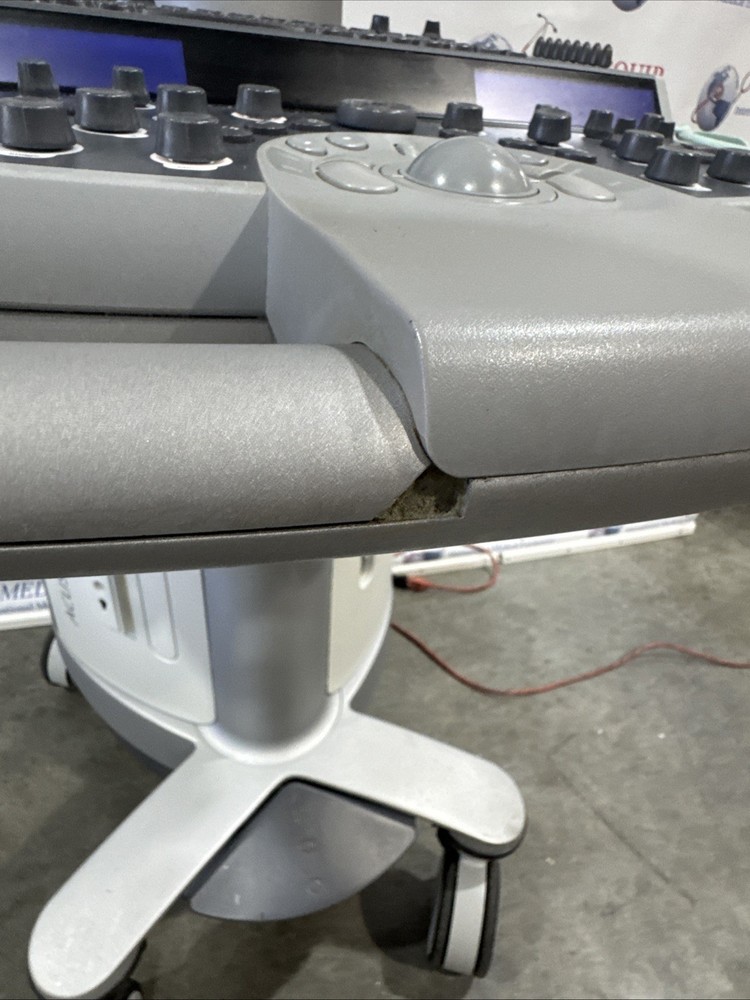 Siemens Acuson S3000 Ultrasound Machine
