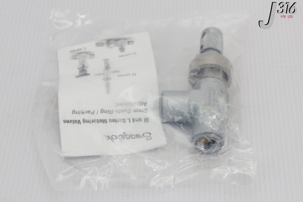 18467 SWAGELOK BRASS MEDIUM FLOW ANGLE PATTERN METERING B-2MA4