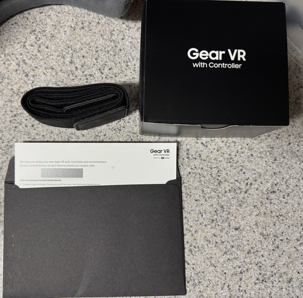 Samsung Gear VR Opened Not Used untested everything included