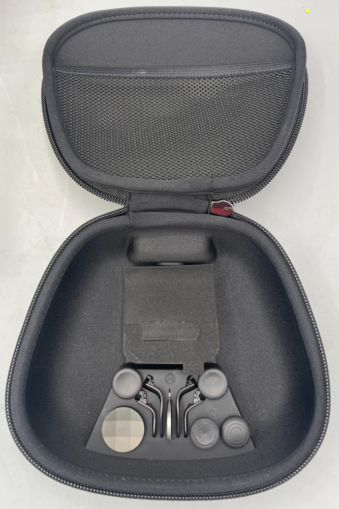 Xbox One Elite Series 2 Wireless Controller — Black — Used, With Box READ