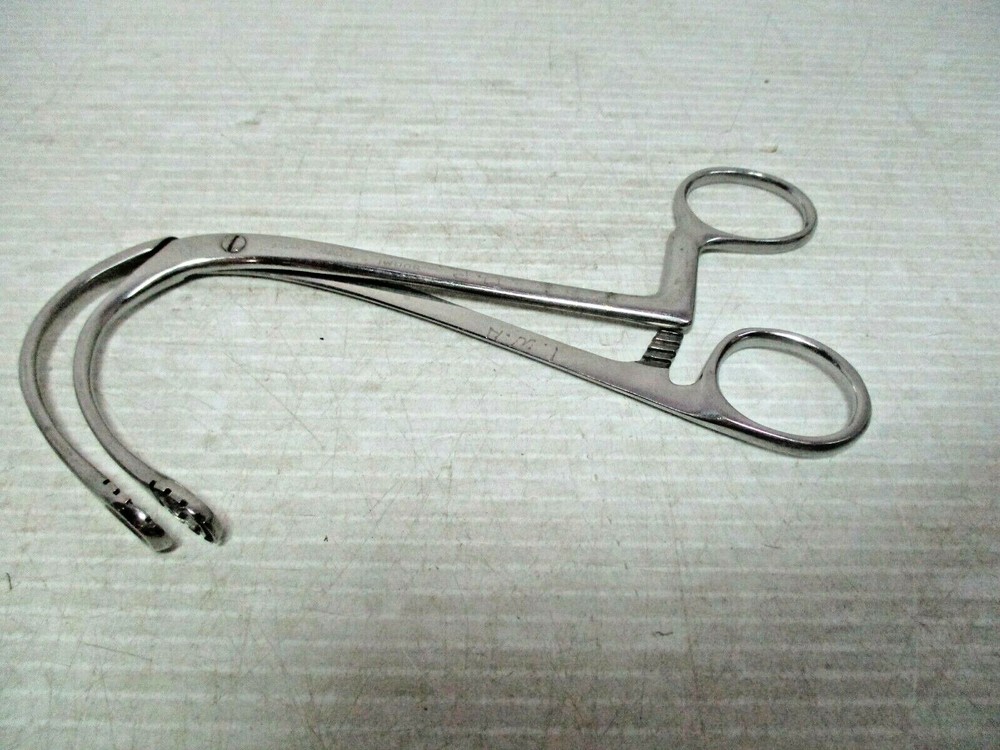 SKLAR Curved Sponge Forceps 6.5" Long Made in Germany