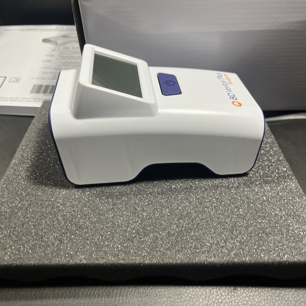 BD Plus Analyzer 256066