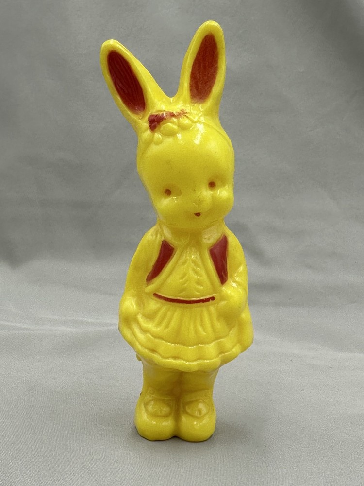 c 1950 IRWIN Knickerbocker EASTER BUNNY Rabbit RATTLE Toy Hard Plastic