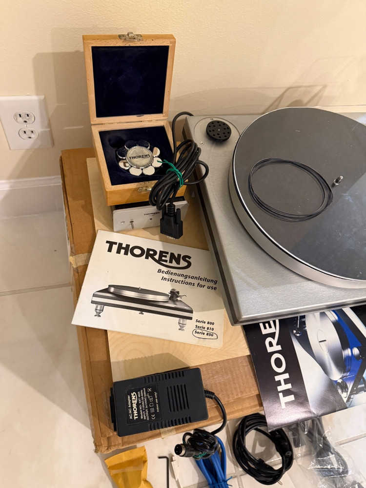 THORENS TD-850 TURNTABLE W/ Original Boxes & Manual