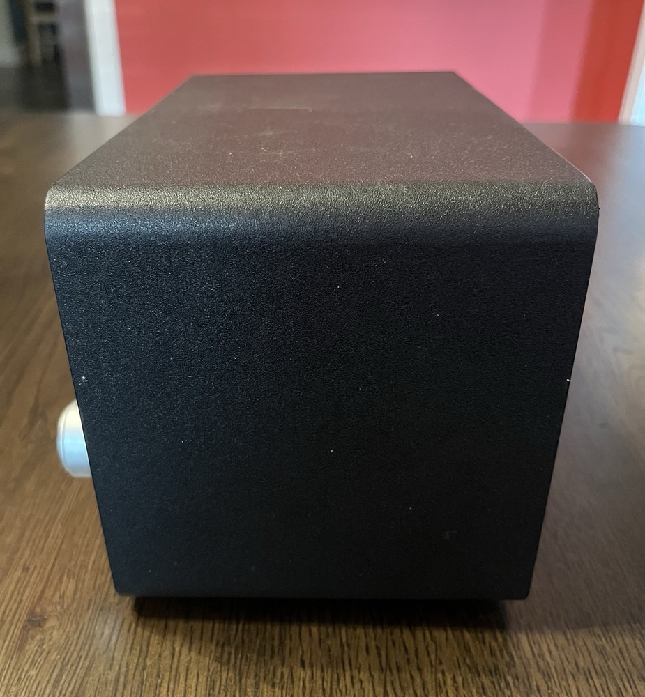 THE LIVIO RADIO LV001B INTERNET RADIO PANDORA WITH POWER CORD! READ DESCRIPTION