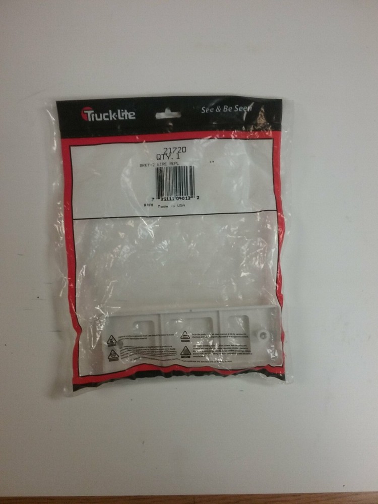 TL 21720 Super 21, Bracket Mount, 21 Series Lights, Used In Rectangular Shape