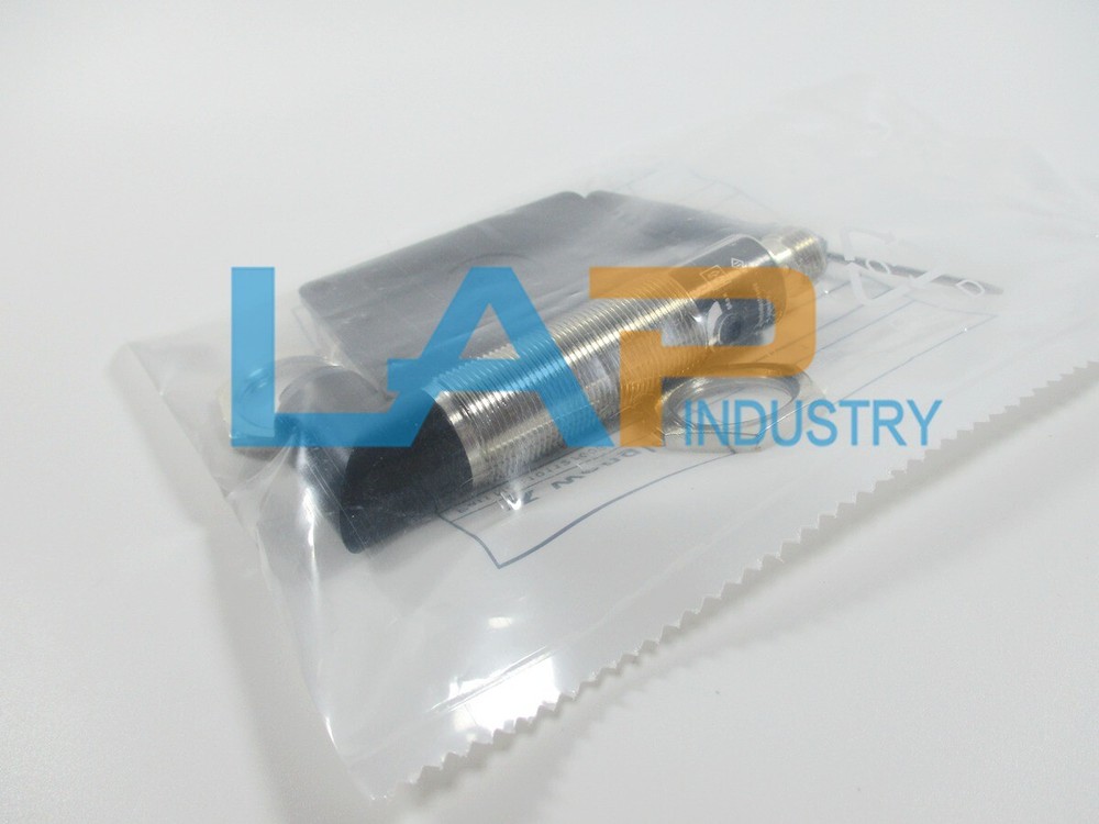 1PCS NEW For Wenglor Proximity Switch LW86PCV3