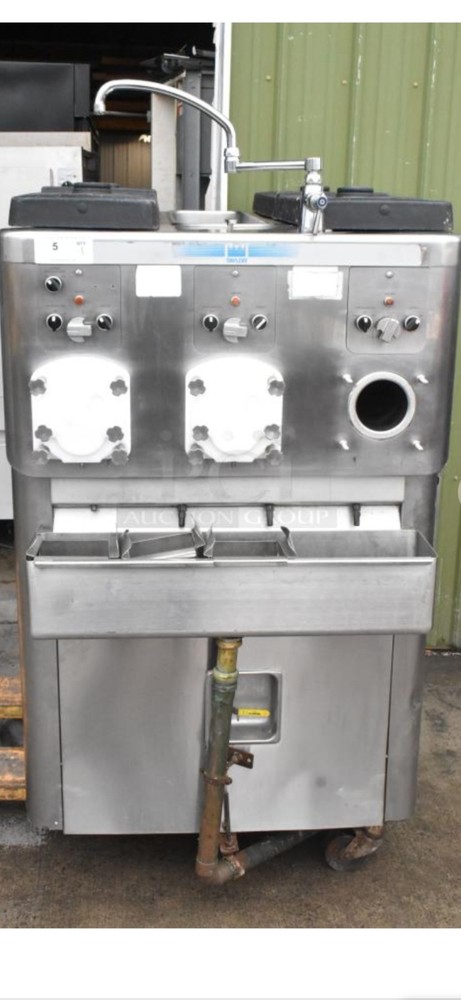 TAYLOR C043 CUSTARD BATCH FREEZER MACHINE  2016 Water Cooled 3ph