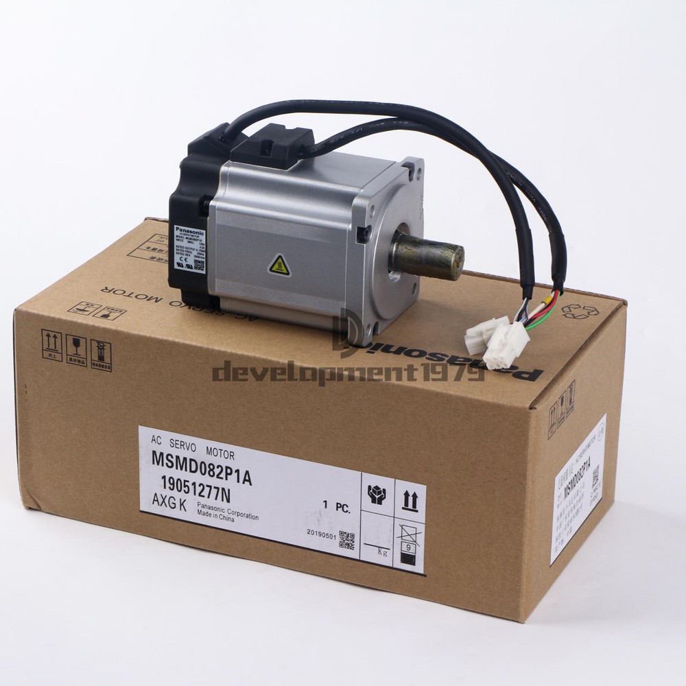 1PC NEW PANASONIC Servo Motor MSMD082P1A