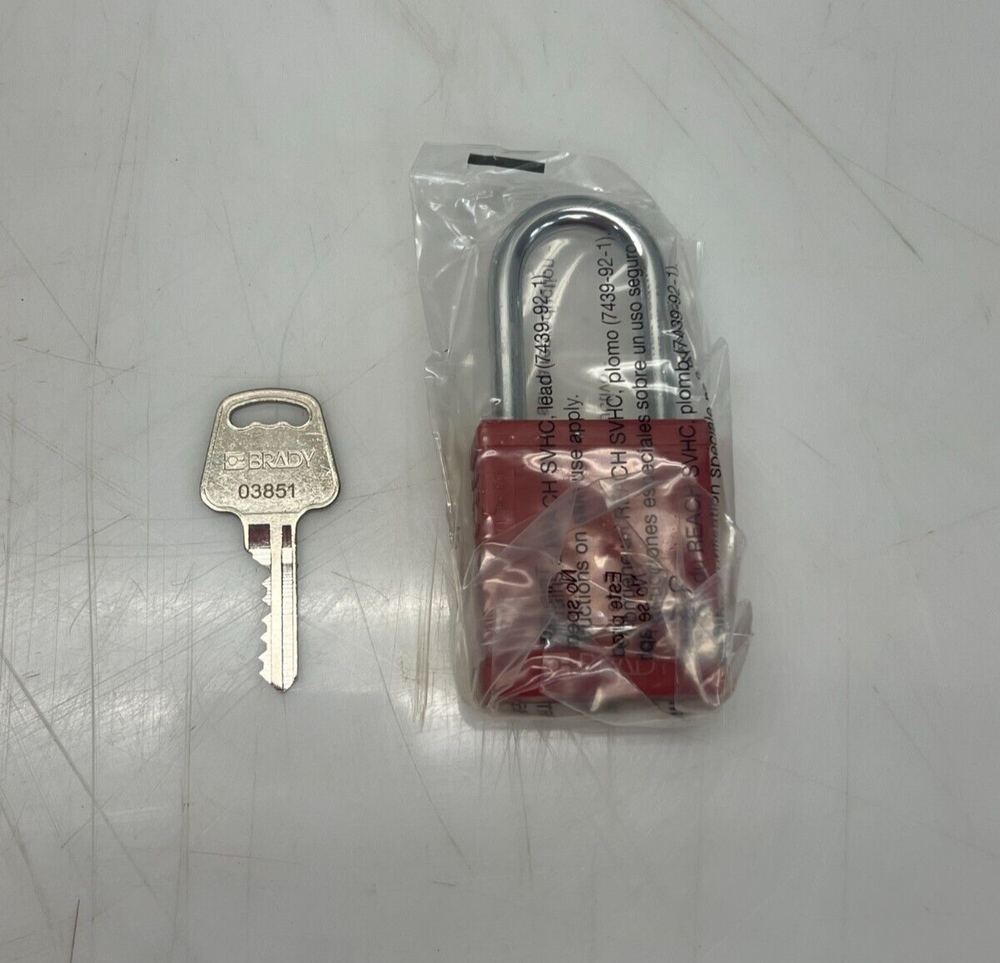 Brady 38ST SD Plastic Red Padlock