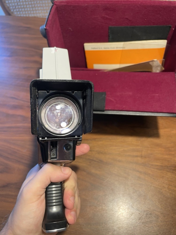 SUPER 8 BOLEX 155 MACROZOOM CAMERA