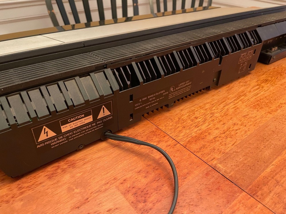 B&O Beocenter Bundle with accessories