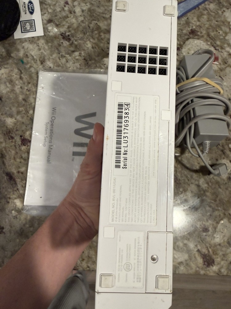 Nintendo Wii Console, Manual, and Power Cable