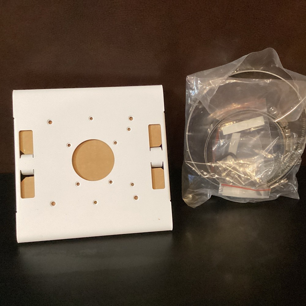 Verkada ACC-MNT-9 Pole Mount Adapter NEW