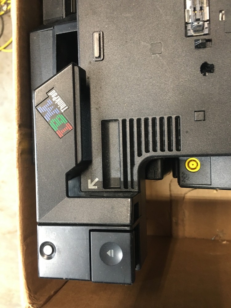 Lenovo ThinkPad Docking Station TYPE 2505
