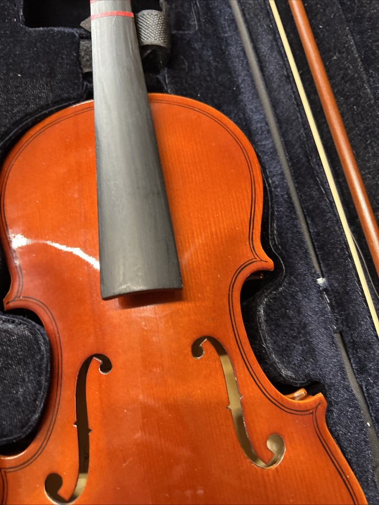 Etude Student Violin with Bow and Case UNTESTED