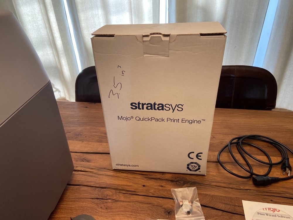 STRATASYS MOJO 3D DESKTOP PRINTER 690-10000 + QUICKPACK PRINT ENGINES + WAVEWASH