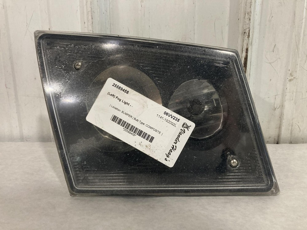 2003-2018 Volvo VNL Left/Driver Fog Light - Used