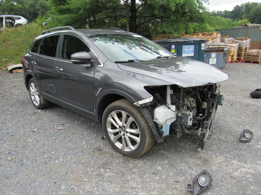 CX-9 2013 Glove Box 1064004