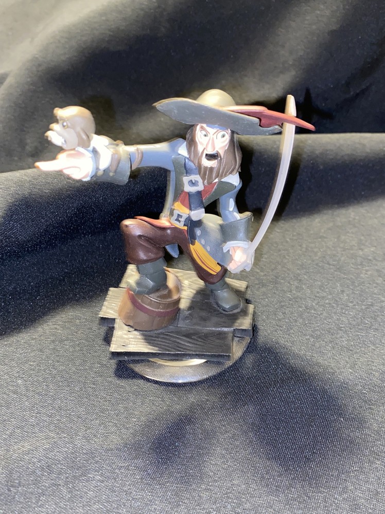 Disney infinity captain Hook and jack sparrow figures