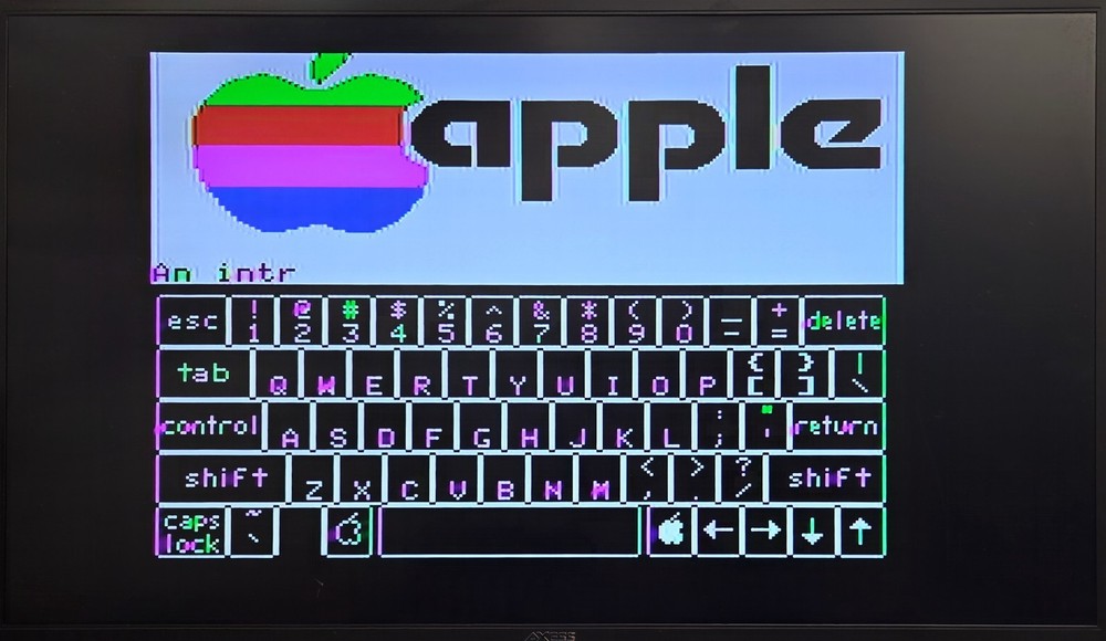 Vintage 1984 Apple IIc Computer A2S4000 w/ mouse, Disk Set, Disk IIc & more