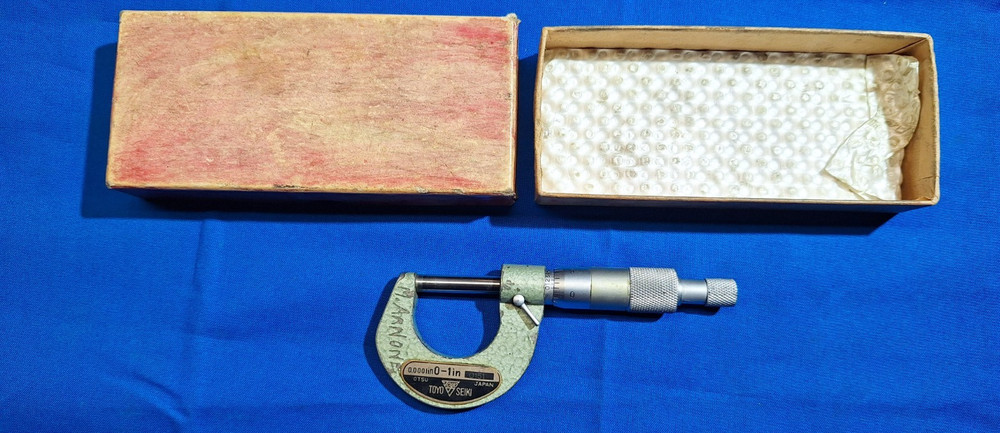 TOYO SEIKI 0-1" micrometer
