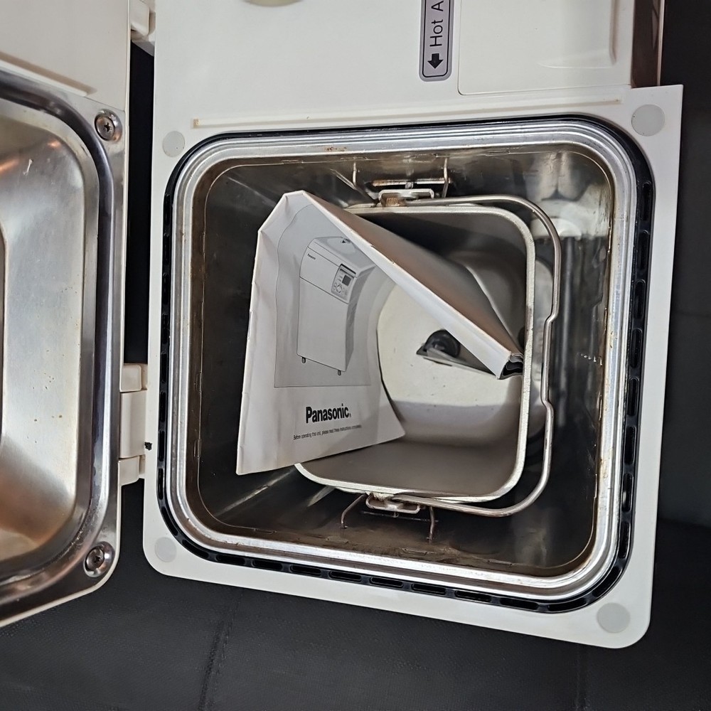 Panasonic SD-BT2P White Bread Bakery Automatic 1lb Bread Maker Machine