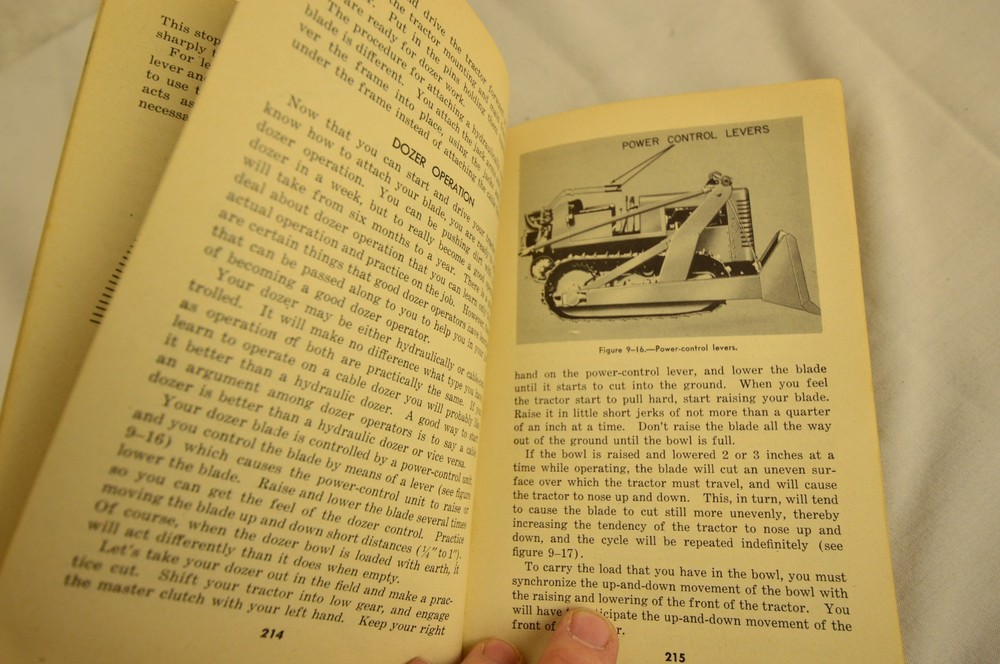 U.S. Navy Navpers 10640 Driver 3 & 2 Basic Training Book 1951 Edition 8" x 5"