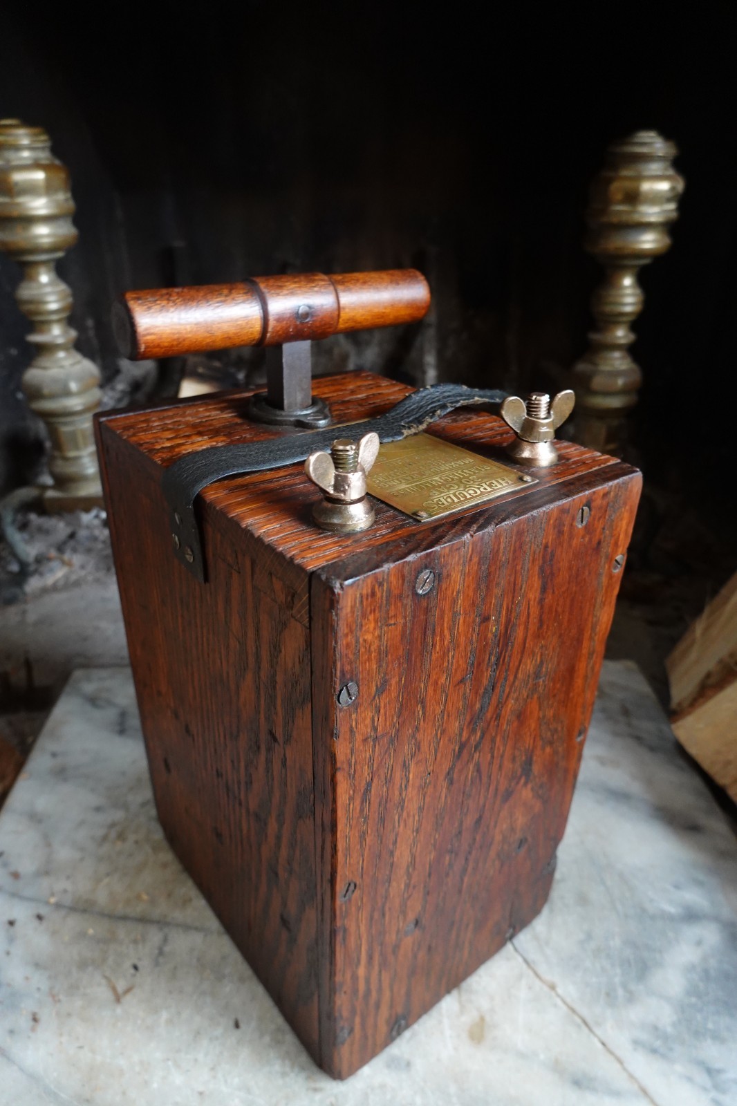 Antique "HERCULES" 30 CAP BLASTING MACHINE Dynamite Detonator Plunger Box
