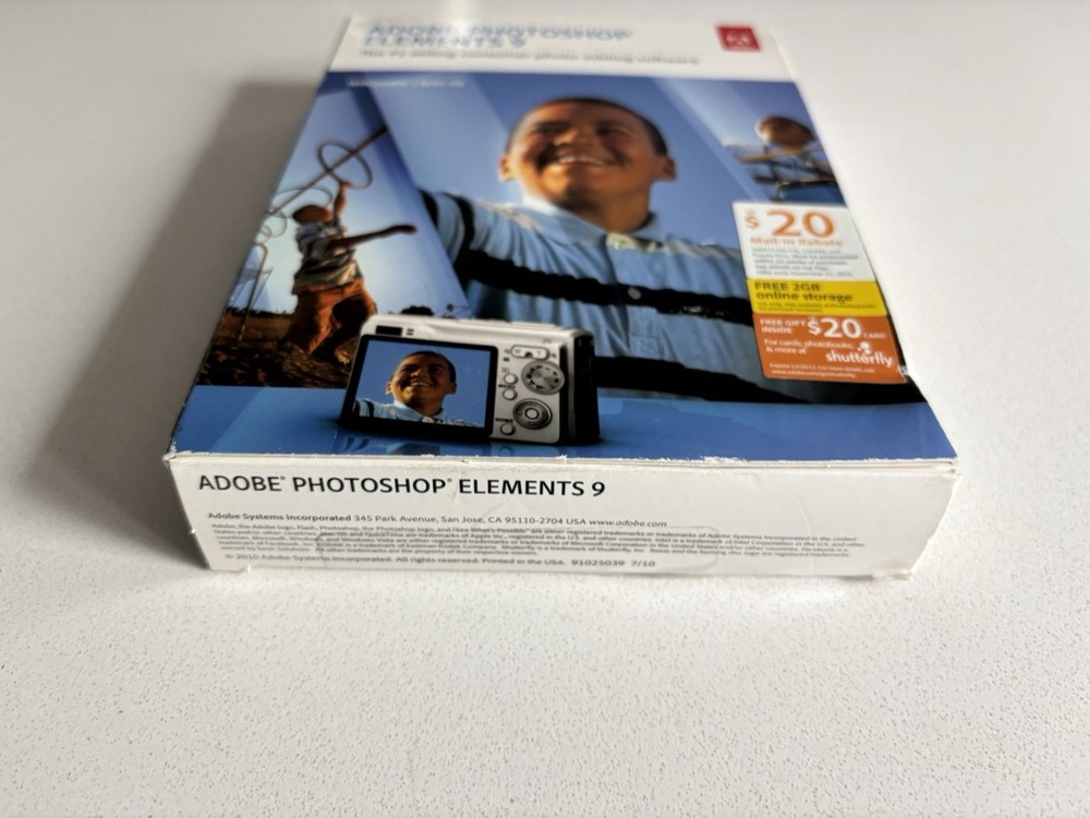 Adobe Photoshop Elements 9 (Mac/Win) Complete with Serial Number - Please READ