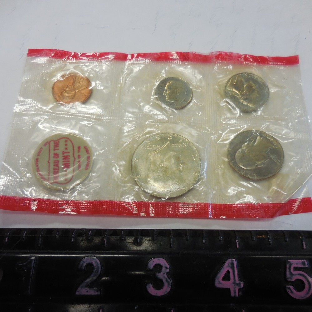 1968 D Mint Set 5 Piece Set --no envelope or papers