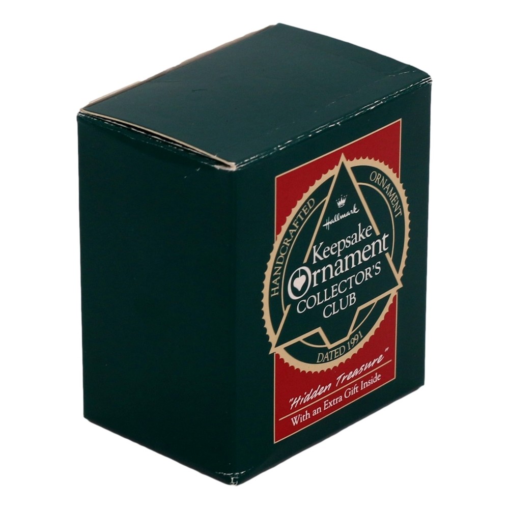 Handcrafted Ornament: Hidden Treasure