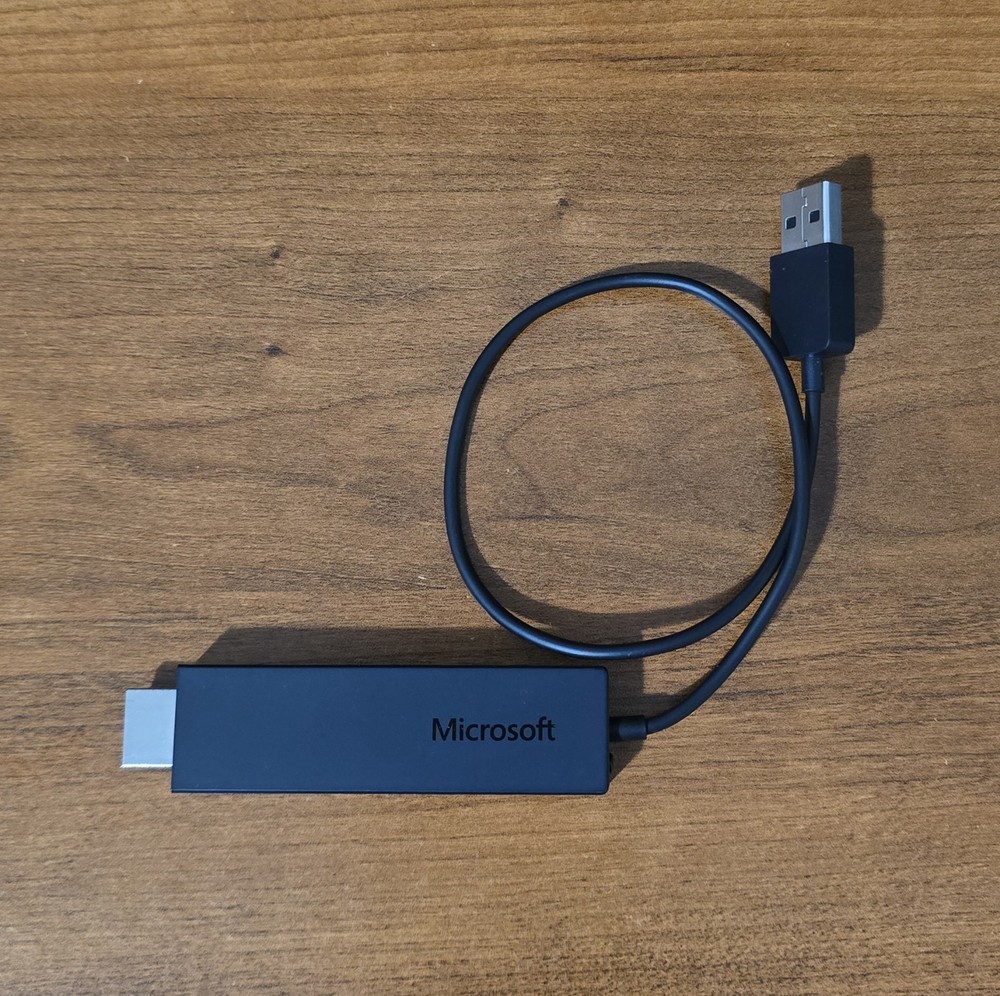 Microsoft Wireless Display Adapter HDMI With USB - Model 1628 - Updated & Tested