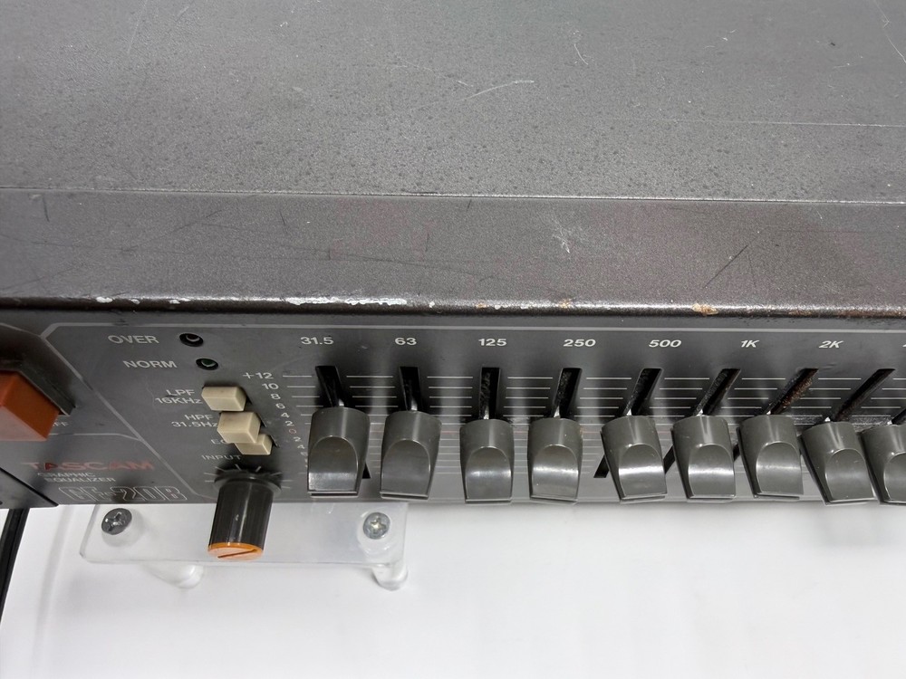 TASCAM GE-20B Rack Mount Graphic Equalizer - Used, Tested