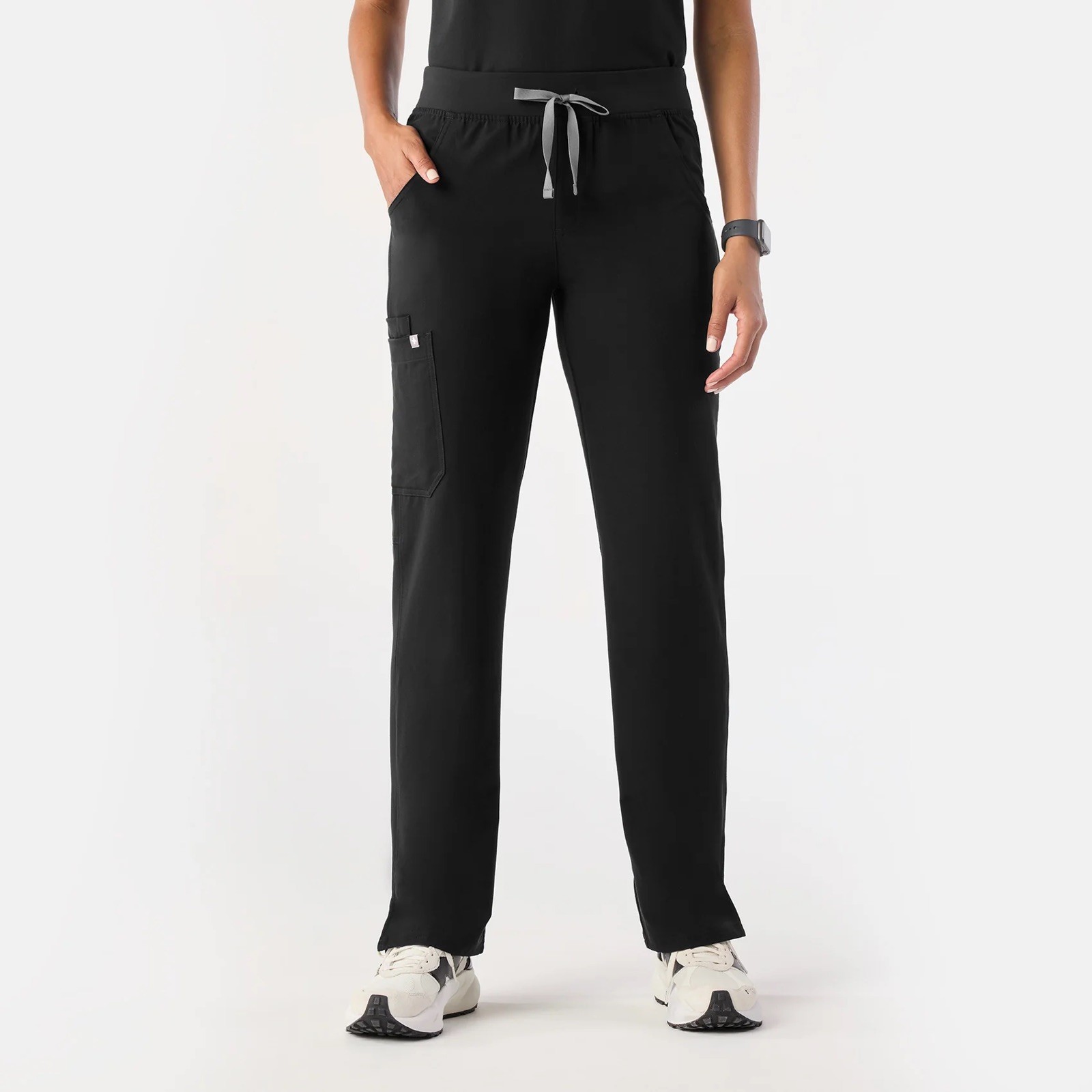 FIGS Catarina One-Pocket Scrub Top & Zamora Joggers Black Size S. $86 MSRP