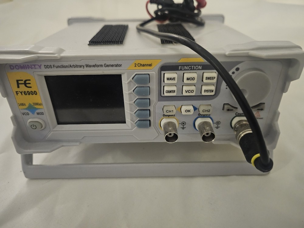 Dominty FY6900-60m Frequency Arbitrary Waveform Generator #510zz