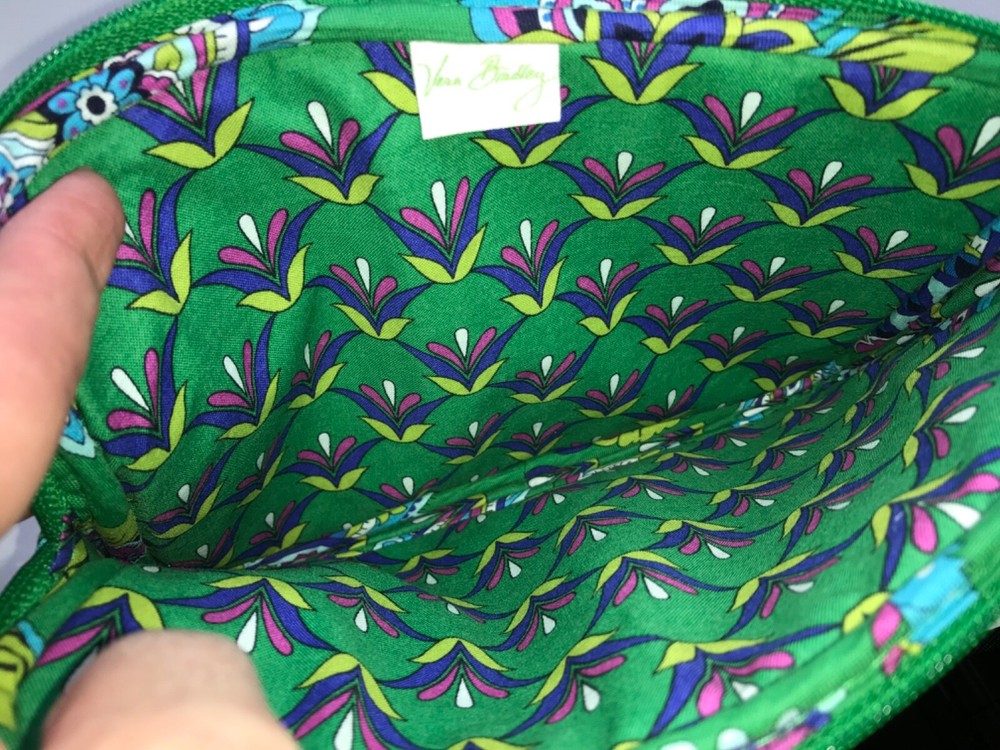 Vera Bradley E-Reader Sleeve in Emerald Paisley