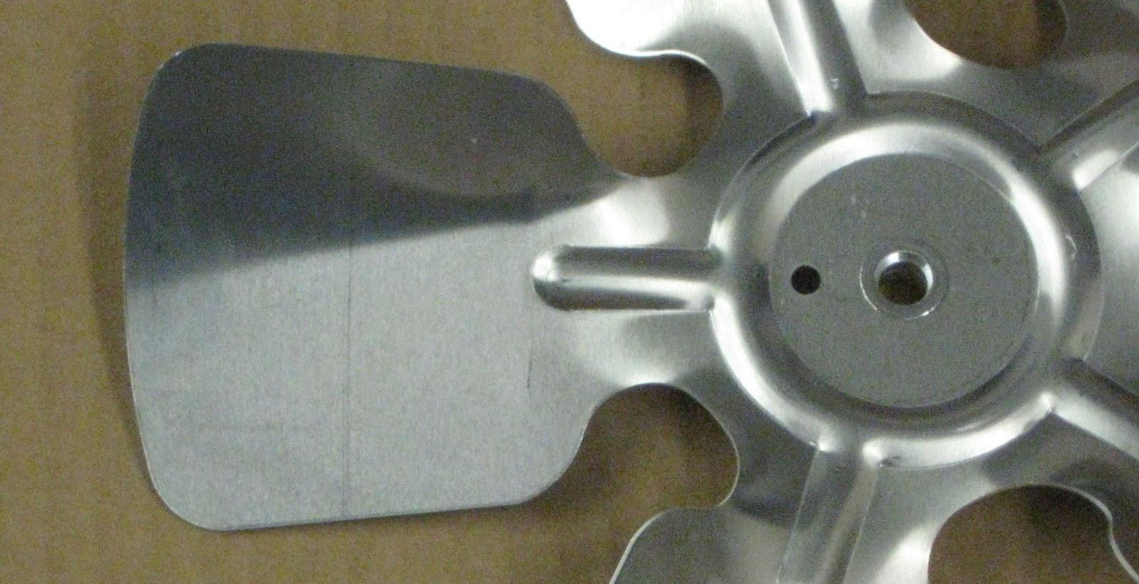 A61322 Metal Fan Blade 10" Diameter 5 Blades 5/16" Bore Hub CCW 30 Degree Prop