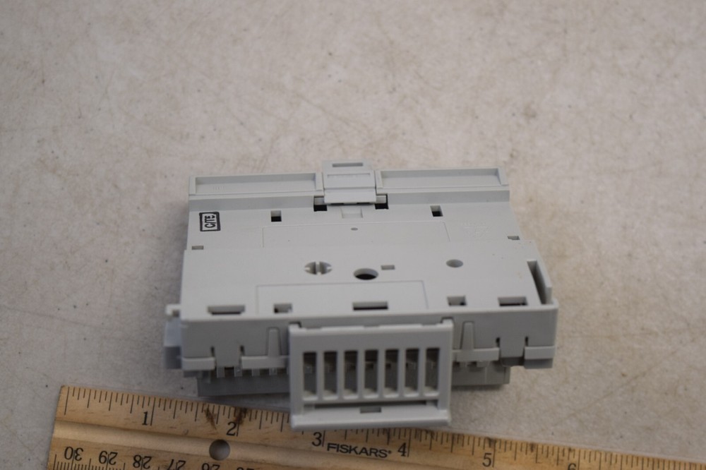 Allen-Bradley 1794-TB3 Flex Terminal Base Module