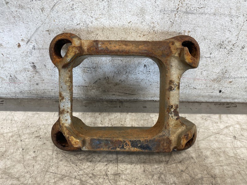 Paccar Suspension Bracket 034901 (641-12845)