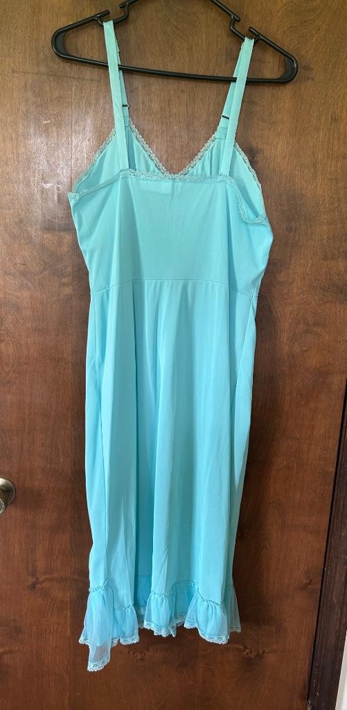 Vintage Carol Brent Womens Midi Slip Dress, Aqua. Size 36