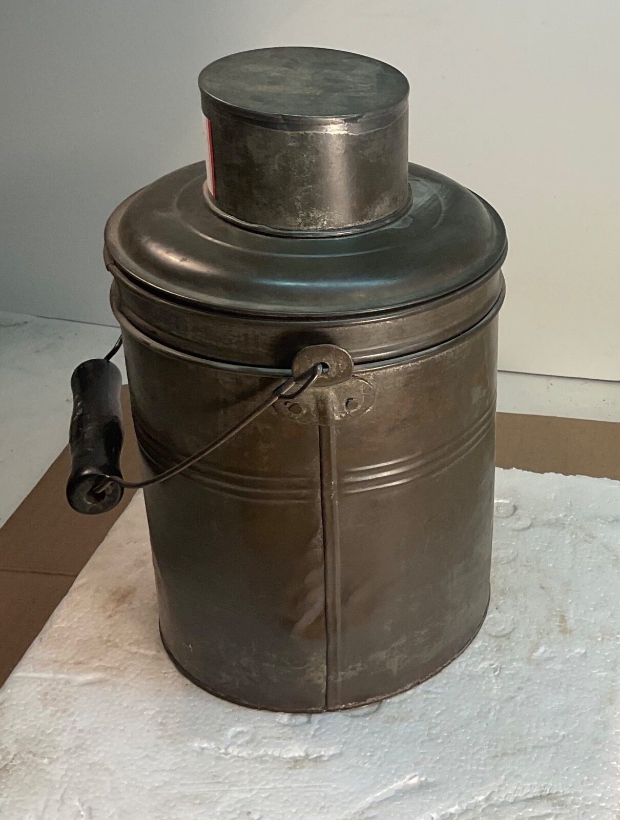 #135 EARLY CLASSIC ROUND TINWARE MINERS RAILROAD LUNCH PAIL BOX 4 PCS 10" TALL