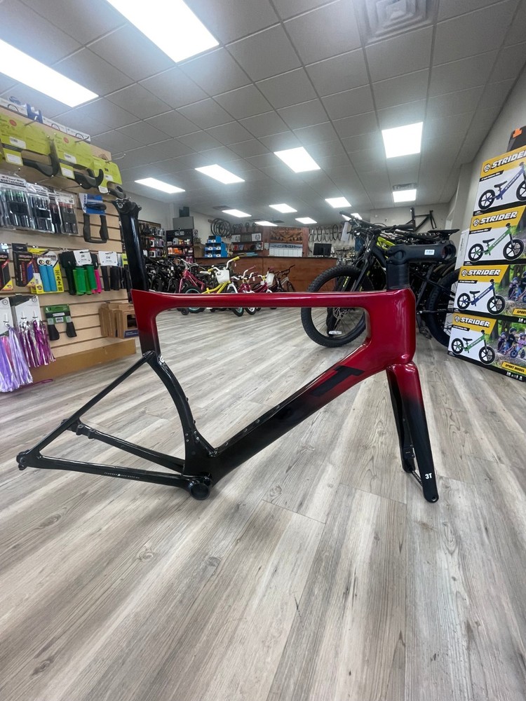 3T Strada Frameset - 56cm - Red